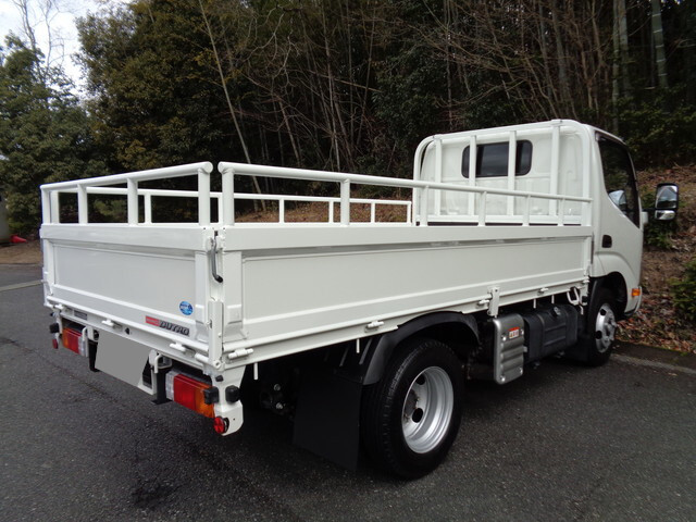 日野デュトロ平ボディ小型（2t・3t）[写真03]