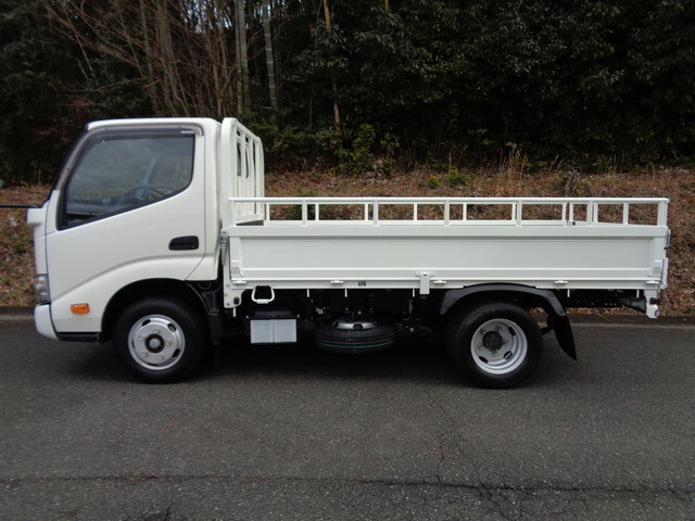 日野デュトロ平ボディ小型（2t・3t）[写真07]
