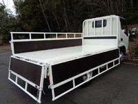 日野デュトロ平ボディ小型（2t・3t）[写真10]