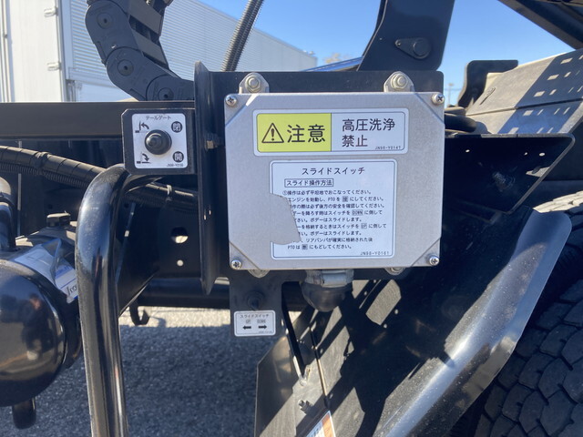 三菱ふそうキャンターセーフティローダー小型（2t・3t）[写真17]