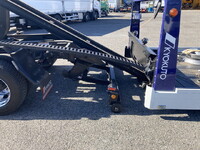 三菱ふそうキャンターセーフティローダー小型（2t・3t）[写真09]