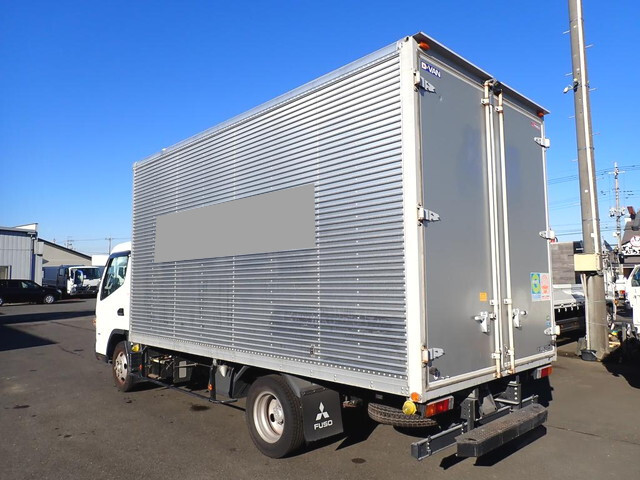 三菱ふそうキャンターアルミバン小型（2t・3t）[写真02]