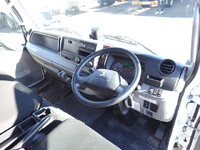 三菱ふそうキャンターアルミバン小型（2t・3t）[写真28]