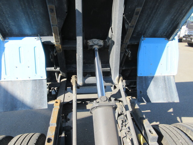 いすゞエルフダンプ小型（2t・3t）[写真25]