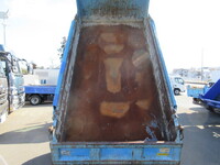 いすゞエルフダンプ小型（2t・3t）[写真28]