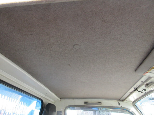 いすゞエルフダンプ小型（2t・3t）[写真09]