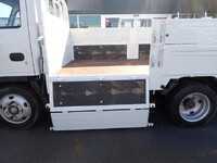 いすゞエルフ平ボディ小型（2t・3t）[写真18]