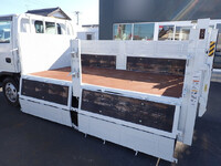 いすゞエルフ平ボディ小型（2t・3t）[写真19]