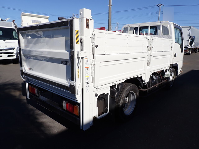 いすゞエルフ平ボディ小型（2t・3t）[写真03]