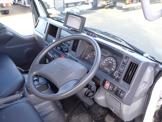 いすゞエルフ平ボディ小型（2t・3t）[写真34]