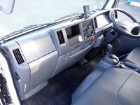 いすゞエルフ平ボディ小型（2t・3t）[写真38]