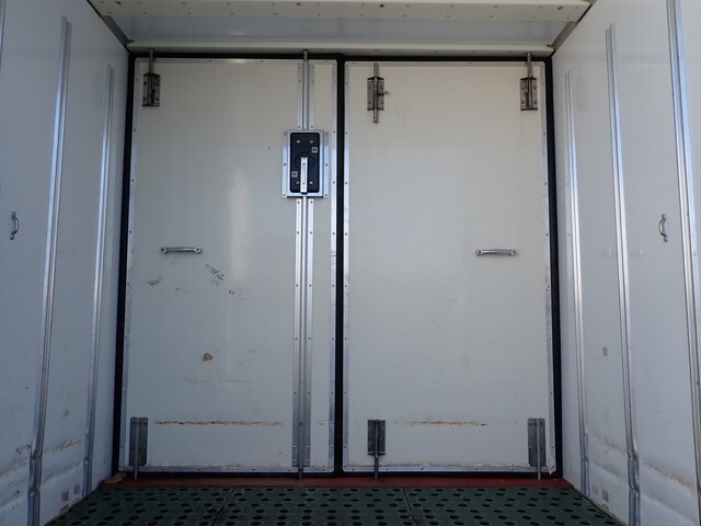 三菱ふそうキャンター冷凍車（冷蔵車）小型（2t・3t）[写真14]