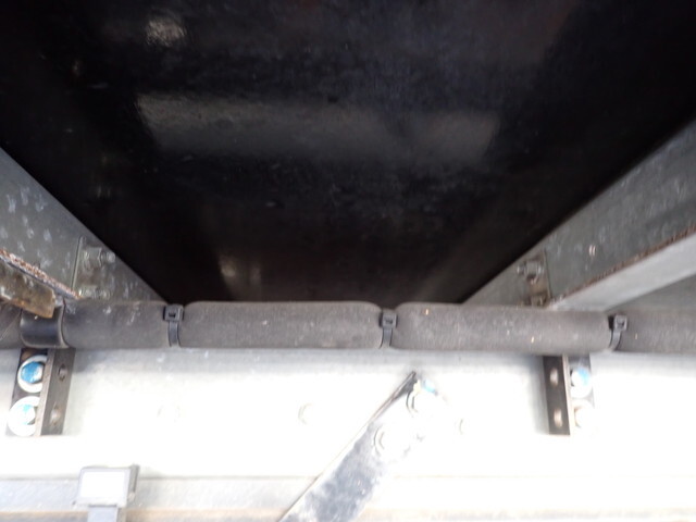 三菱ふそうキャンター冷凍車（冷蔵車）小型（2t・3t）[写真21]