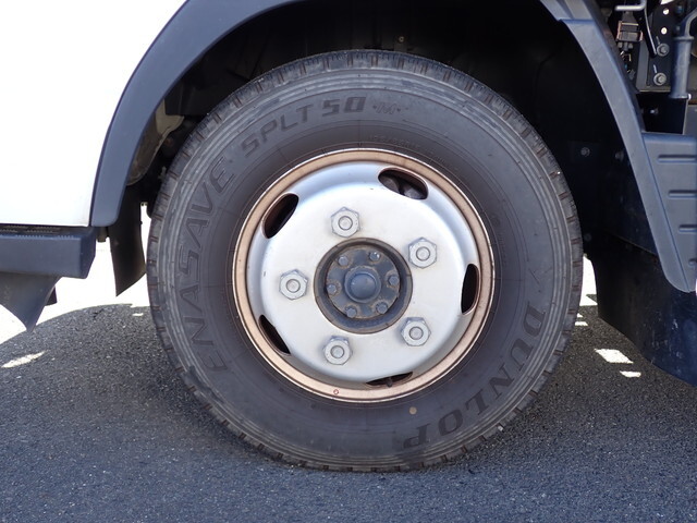 三菱ふそうキャンター冷凍車（冷蔵車）小型（2t・3t）[写真26]