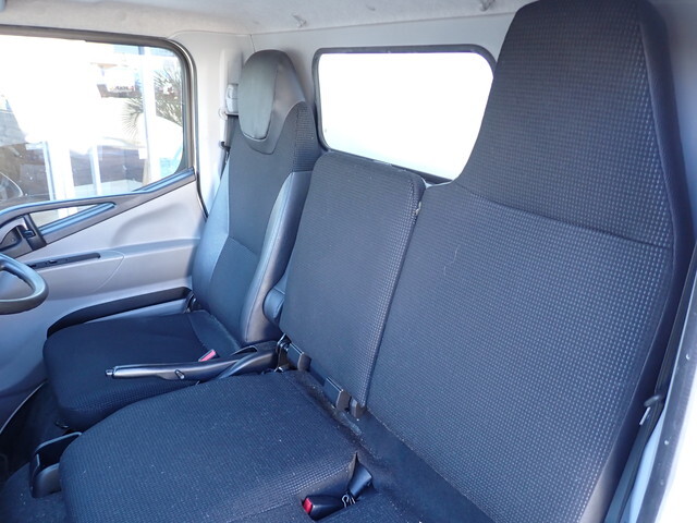 三菱ふそうキャンター冷凍車（冷蔵車）小型（2t・3t）[写真31]