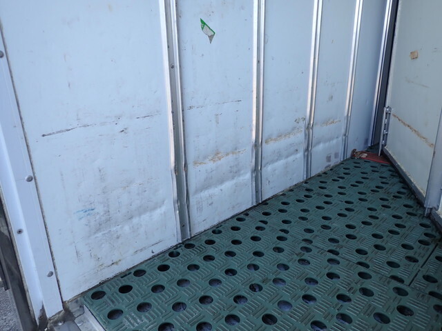 三菱ふそうキャンター冷凍車（冷蔵車）小型（2t・3t）[写真37]