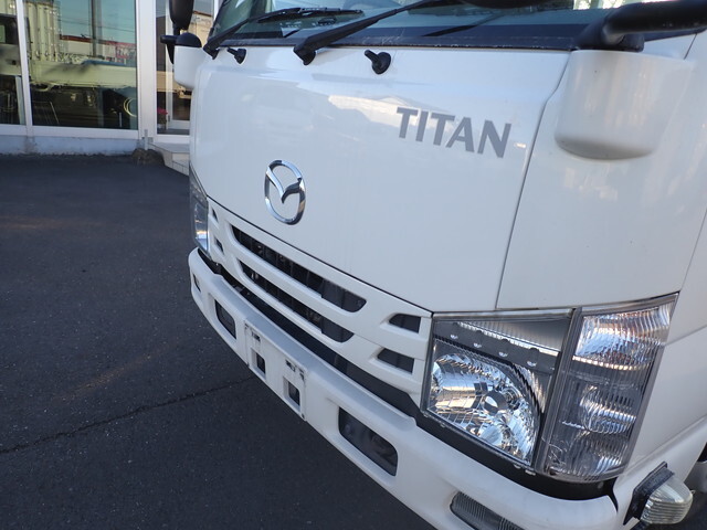 マツダタイタン平ボディ小型（2t・3t）[写真08]