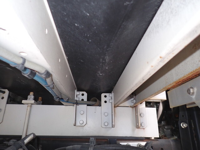 三菱ふそうファイターアルミウイング中型（4t）[写真20]