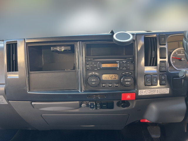 いすゞエルフアルミブロック小型（2t・3t）[写真33]