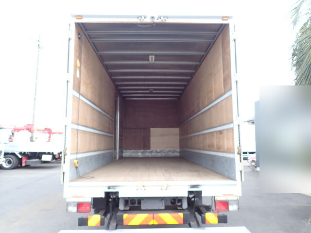 日野レンジャーアルミバン中型（4t）[写真12]