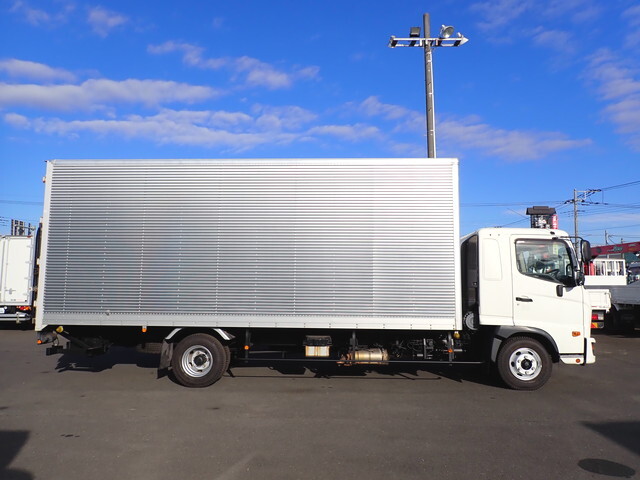 日野レンジャーアルミバン中型（4t）[写真04]