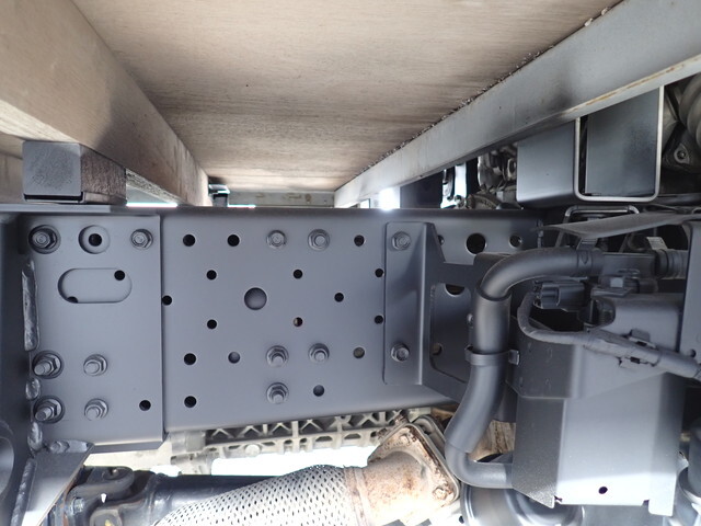 いすゞエルフアルミブロック小型（2t・3t）[写真17]