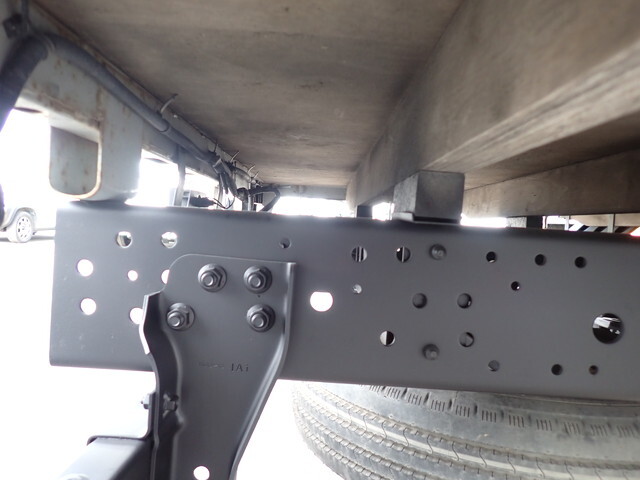 いすゞエルフアルミブロック小型（2t・3t）[写真20]