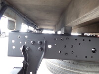 いすゞエルフアルミブロック小型（2t・3t）[写真21]