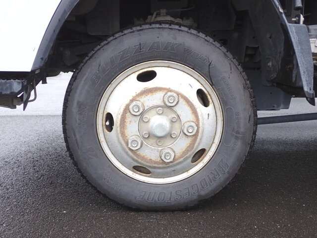 いすゞエルフアルミブロック小型（2t・3t）[写真23]