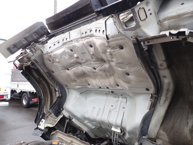 いすゞエルフアルミブロック小型（2t・3t）[写真30]