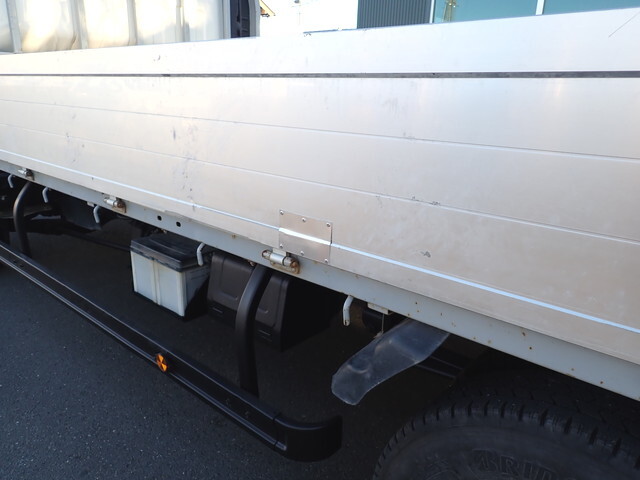 いすゞエルフアルミブロック小型（2t・3t）[写真06]