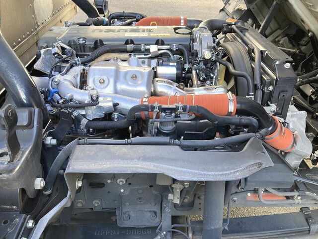 いすゞエルフアルミバン小型（2t・3t）[写真31]