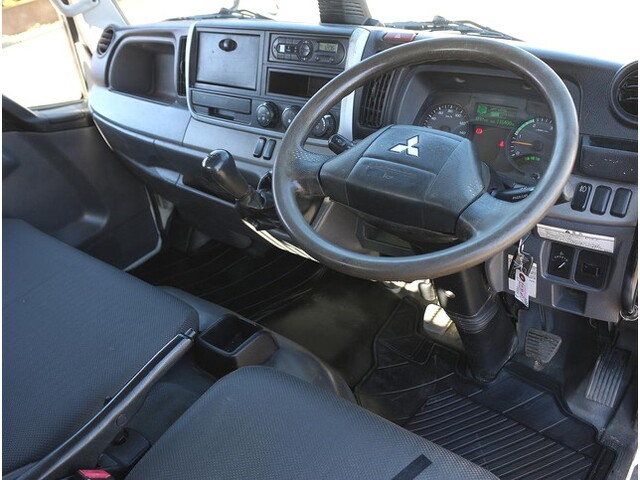 三菱ふそうキャンターダンプ小型（2t・3t）[写真22]