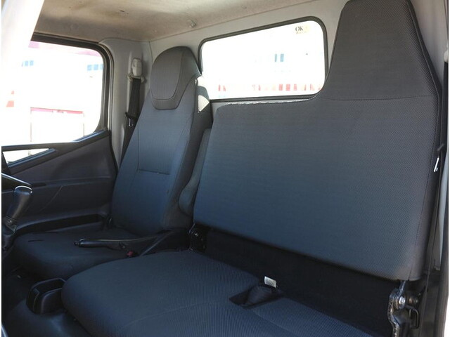 三菱ふそうキャンターダンプ小型（2t・3t）[写真32]