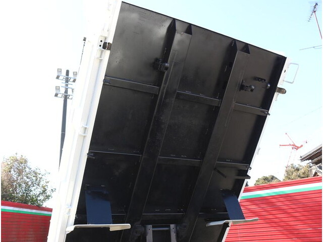 いすゞエルフダンプ小型（2t・3t）[写真14]