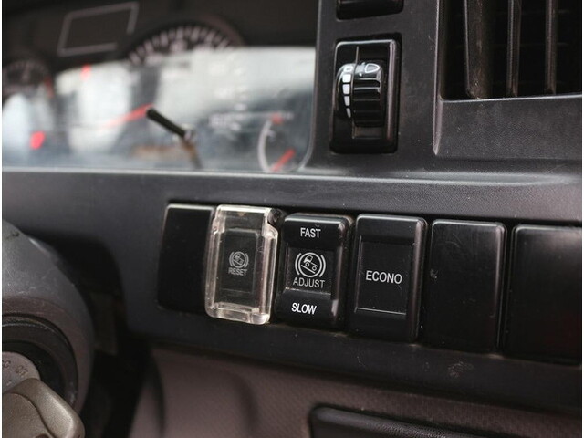 いすゞエルフダンプ小型（2t・3t）[写真28]