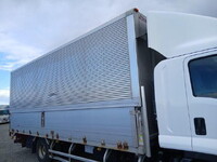 いすゞフォワードアルミウイング中型（4t）[写真15]