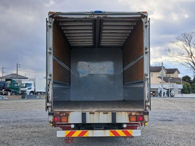 いすゞフォワードアルミウイング中型（4t）[写真18]