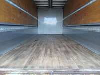 いすゞフォワードアルミウイング中型（4t）[写真20]