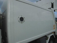 いすゞエルフパッカー車（塵芥車）小型（2t・3t）[写真13]