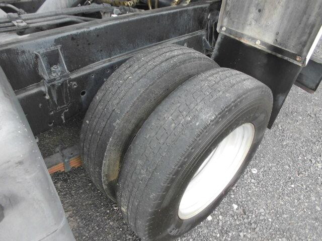 いすゞエルフパッカー車（塵芥車）小型（2t・3t）[写真22]