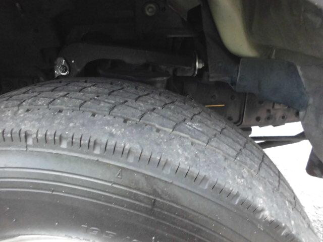 いすゞエルフパッカー車（塵芥車）小型（2t・3t）[写真25]