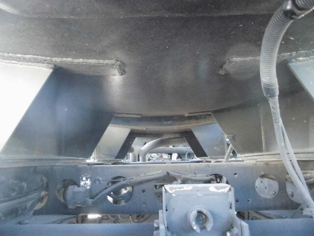 日野デュトロバキュームカー小型（2t・3t）[写真20]