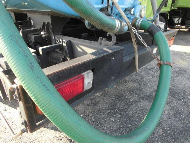 日野デュトロバキュームカー小型（2t・3t）[写真21]