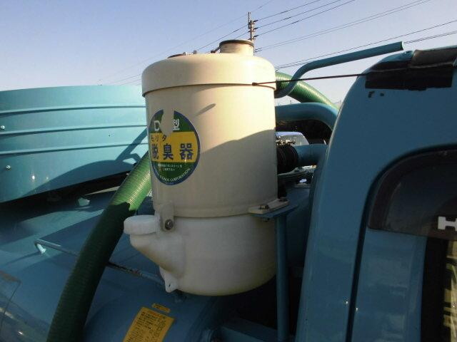 日野デュトロバキュームカー小型（2t・3t）[写真23]