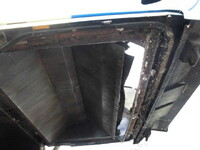 いすゞエルフパッカー車（塵芥車）小型（2t・3t）[写真19]