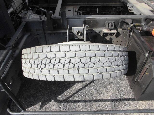 いすゞエルフパッカー車（塵芥車）小型（2t・3t）[写真27]