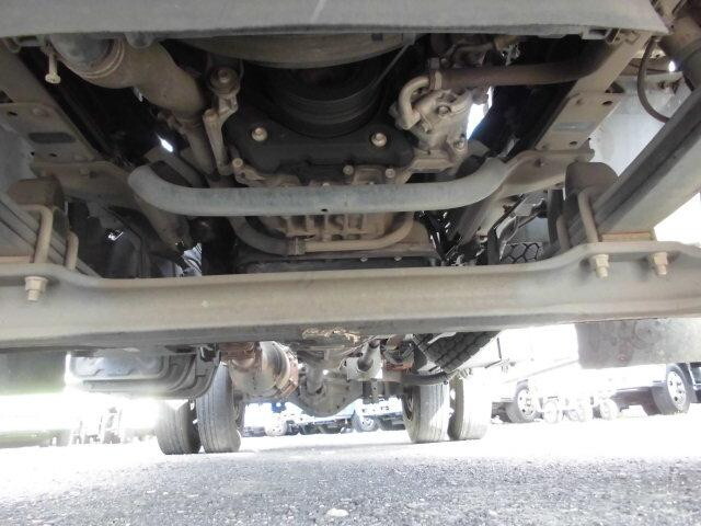 いすゞエルフパッカー車（塵芥車）小型（2t・3t）[写真29]