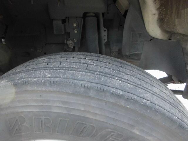 いすゞエルフパッカー車（塵芥車）小型（2t・3t）[写真30]