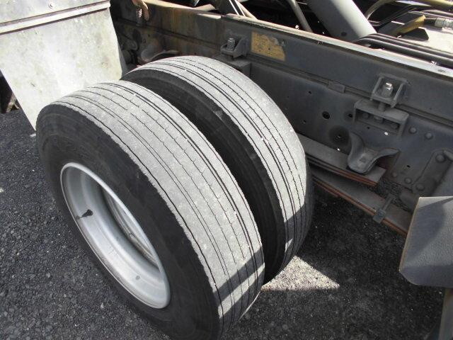 いすゞエルフパッカー車（塵芥車）小型（2t・3t）[写真31]